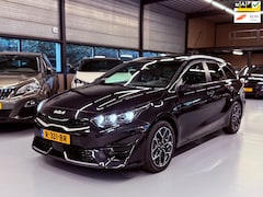 Kia Cee'd Sportswagon - Ceed 1.5 T-GDi GT-Line Pano l Trekhaak l Full Options