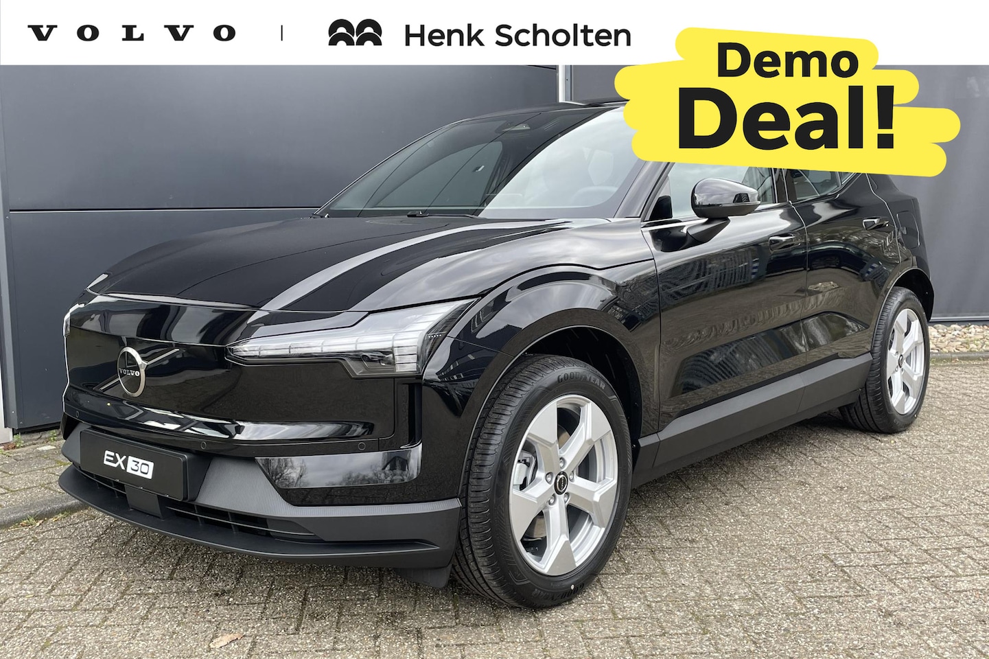 Volvo EX30 - Single Motor Essential |DEMO DEAL| Stoel en stuurverwarming | Dodehoekdetectie | Achteruit - AutoWereld.nl
