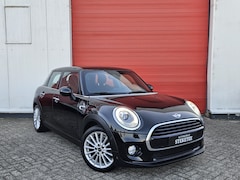 MINI 5-Deurs - 1.5 Cooper Pepper Serious Business | Keyless | Rijklaar inclusief 1 jaar BOVAG garantie