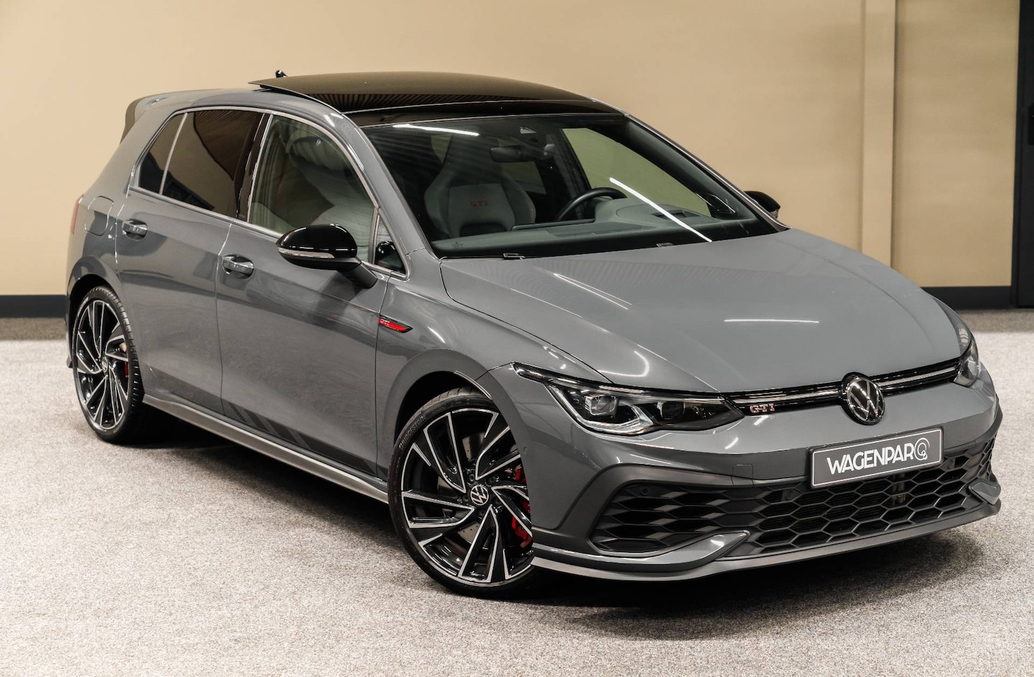 Volkswagen Golf - 2.0 TSI GTI Clubsport PANO*H/K*HUD*VOLL - AutoWereld.nl