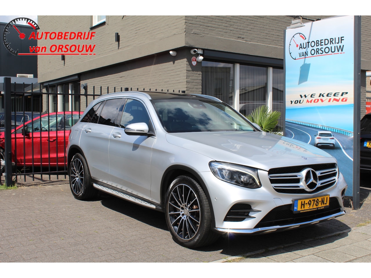 Mercedes-Benz GLC-klasse - 250 4MATIC Edition 1 AMG-Styling Panorama Leder - AutoWereld.nl