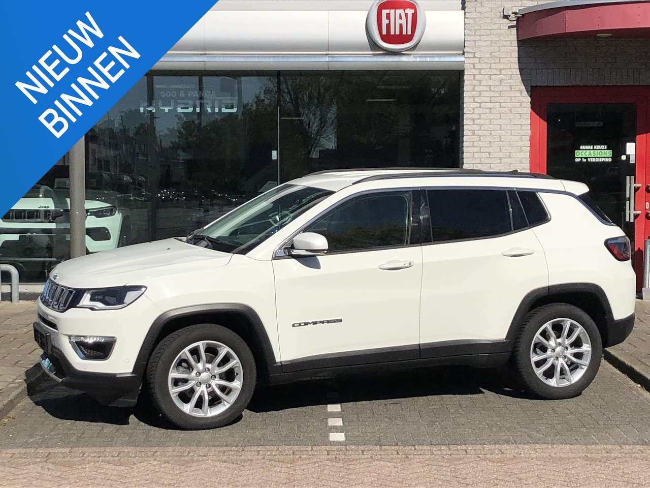 Jeep Compass - 1.3T Limited AUTOMAAT|NAVI|CLIMATE|APPLE/ANDROID|CAMERA|PDC|18" - AutoWereld.nl