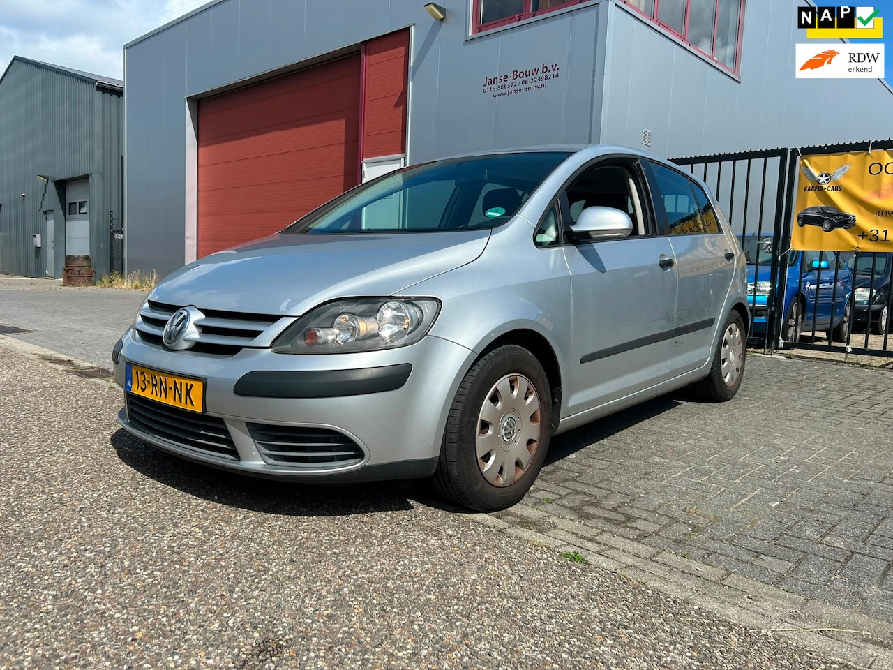Volkswagen Golf Plus - 1.6 FSI Comfortline Business Airco/APK 03-2027/LEES TEKST! - AutoWereld.nl