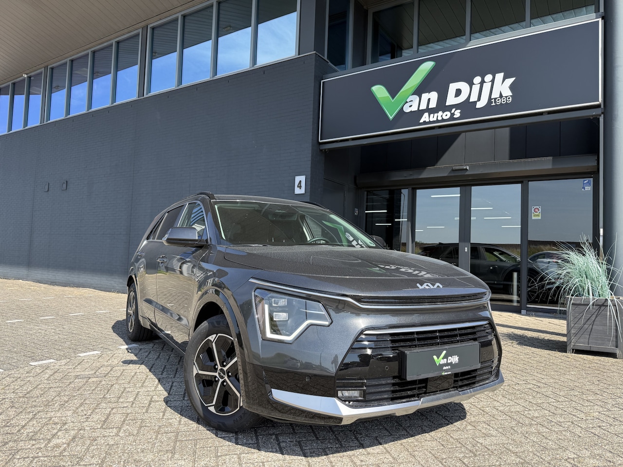 Kia Niro - 1.6 GDi Hybrid DynamicLine Navi Camera Ad.Cruise El.Stoel - AutoWereld.nl
