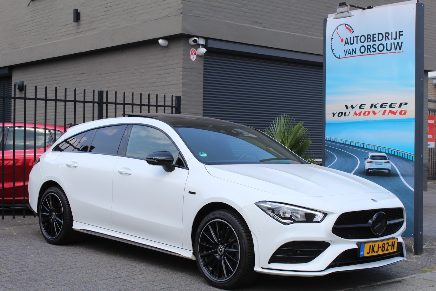 Mercedes-Benz CLA-klasse Shooting Brake - 250 e AMG Limited Panorama Widescreen Sfeerv Memory - AutoWereld.nl