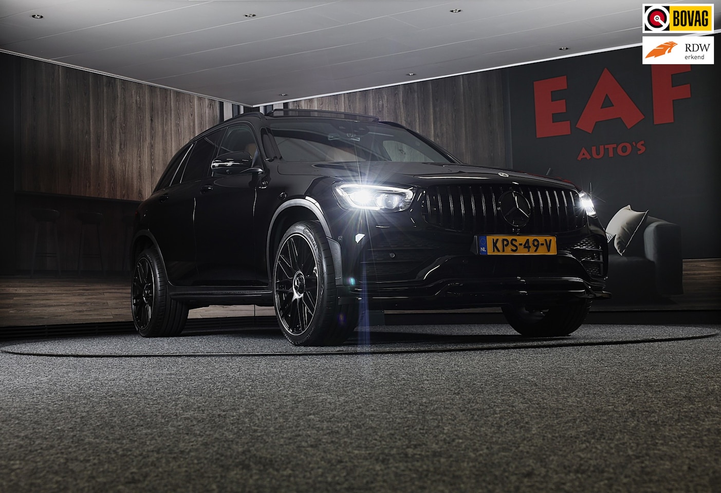 Mercedes-Benz GLC-klasse - 300e 4MATIC AMG 63 Look / Head Up / Memory / Open Pano / 360 Camera / Cc / Lane Assist / L - AutoWereld.nl