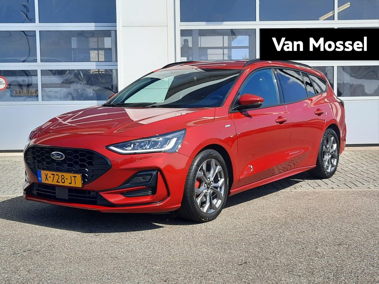 Ford Focus Wagon - 1.0 EcoBoost Hybrid ST Line X Trekhaak - el. achterklep - adapt. cruisecontrol - AutoWereld.nl