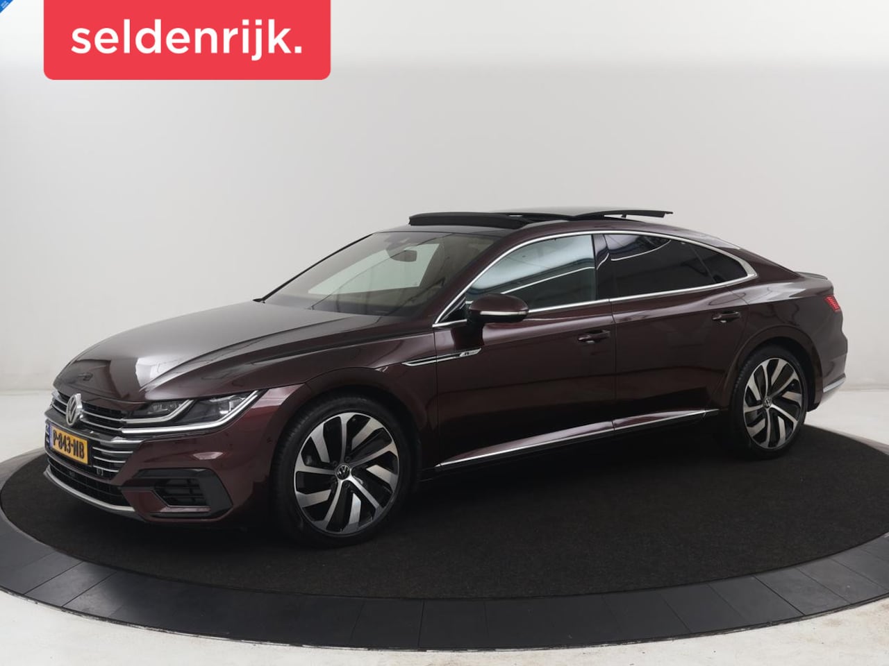 Volkswagen Arteon - 2.0 TSI Business R | Panoramadak | Leder/alcantara | Stoelverwarming Adaptive cruise | Car - AutoWereld.nl