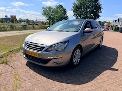 Peugeot 308 SW - 1.2 Benzine - 2015 - Panodak - APK 04-2027