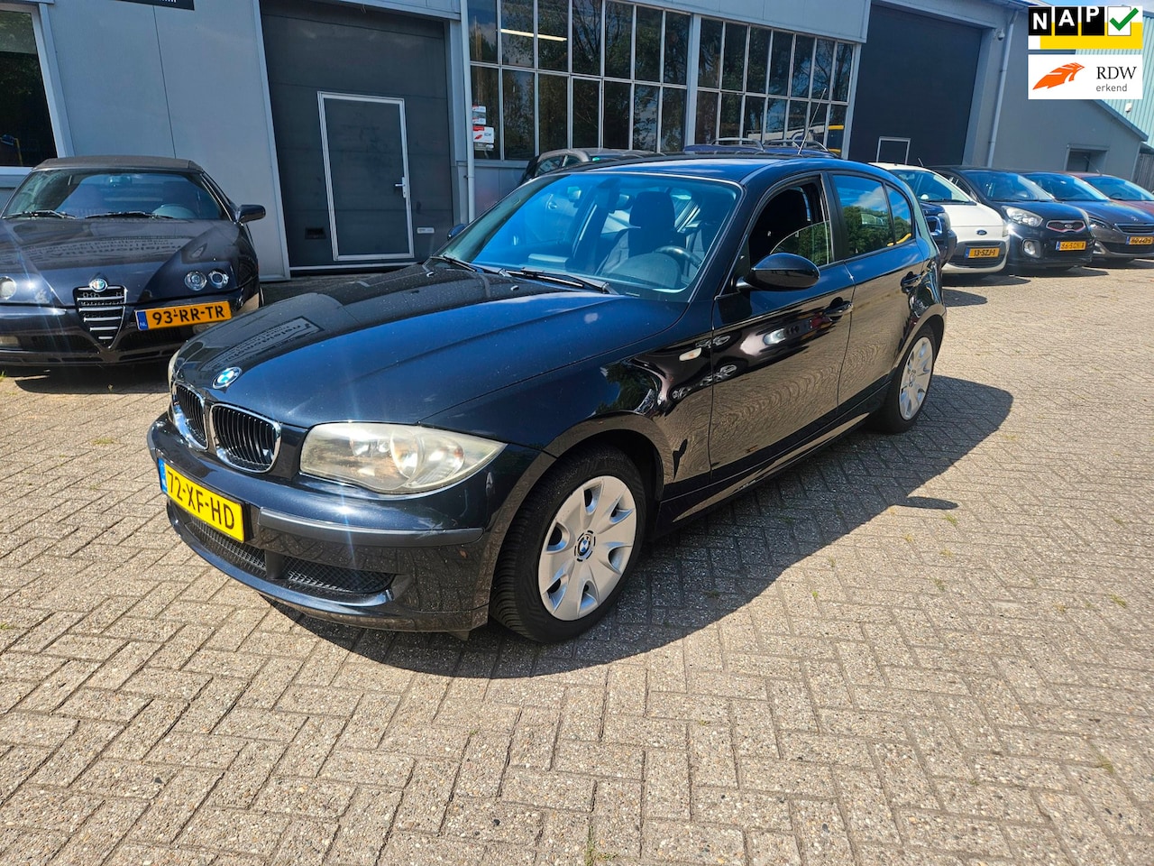 BMW 1-serie - 116i nette auto. - AutoWereld.nl