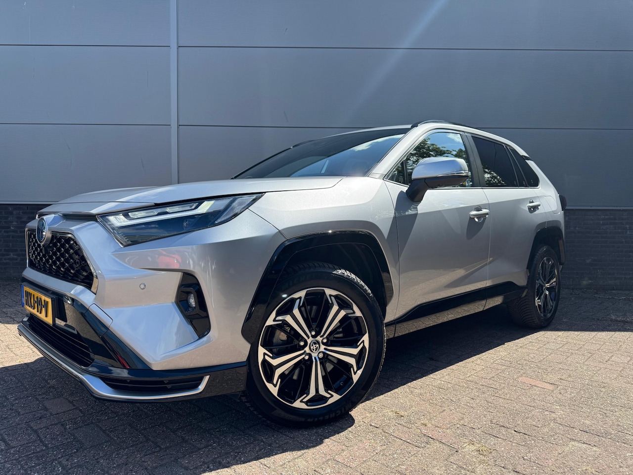 Toyota RAV4 - 2.5 Plug-in Hybrid AWD Limited Edition met Alarm klasse 3 - AutoWereld.nl