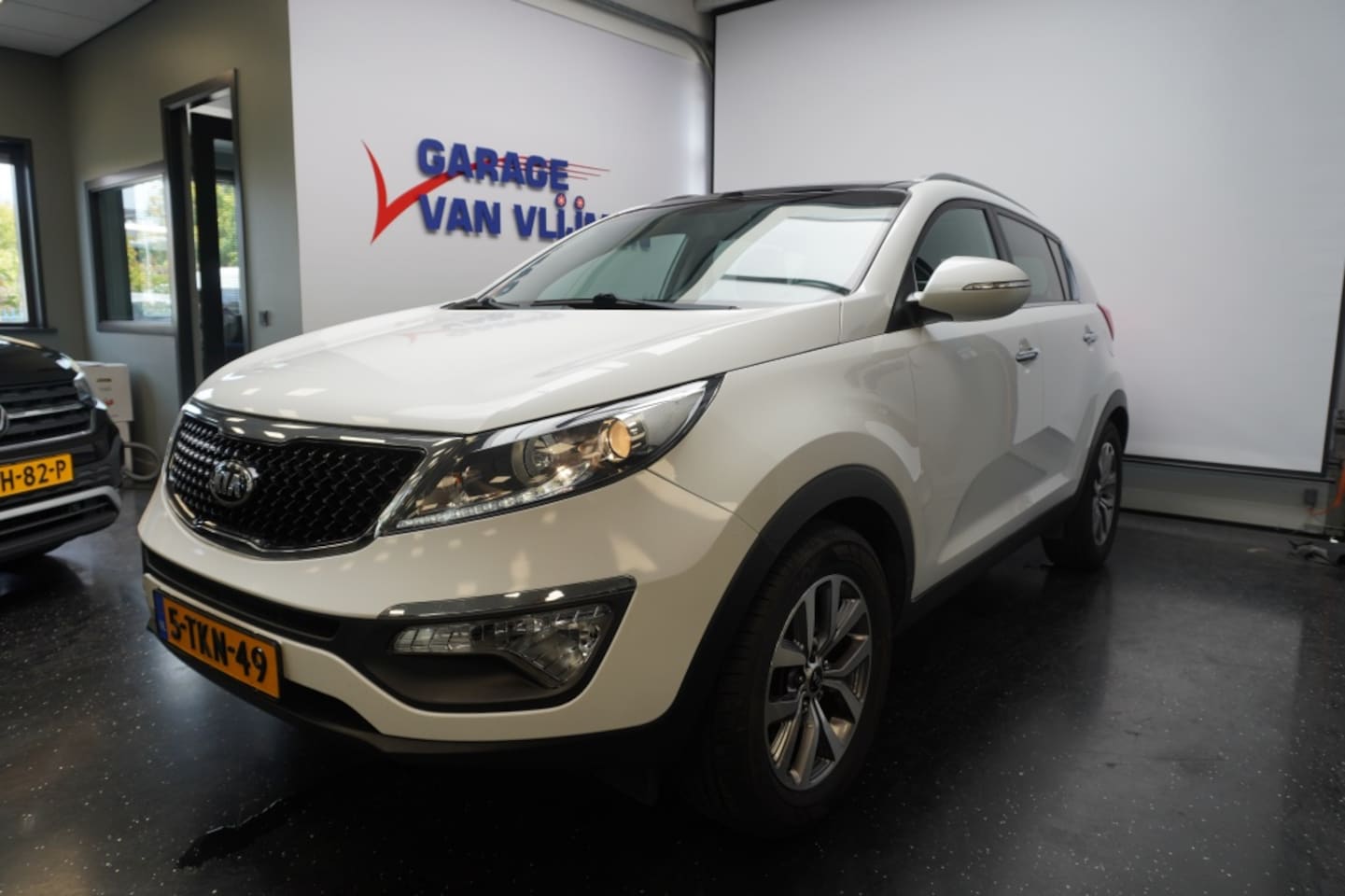 Kia Sportage - 1.6 GDI BusinessLine Navi/Trekhaak/Camera - AutoWereld.nl