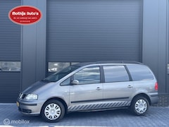 SEAT Alhambra - 1.9 TDI Reference Grijs kenteken