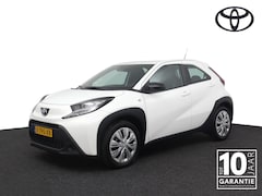Toyota Aygo X - 1.0 VVT-i S-CVT Play | Automaat | LAGE KM-STAND | Parkeer camera | Apple Carplay & Andriod