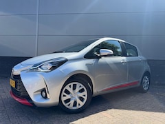 Toyota Yaris - 1.5 Hybrid Red Edition Limited