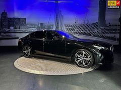 BMW 5-serie - 530e M Sport*ComfStoelen*DrivAss+*Trekhaak*NLAuto*1Eig