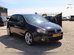 Volkswagen Golf - 1.2 TSI Highline MATCH LEDER TREKHAAK