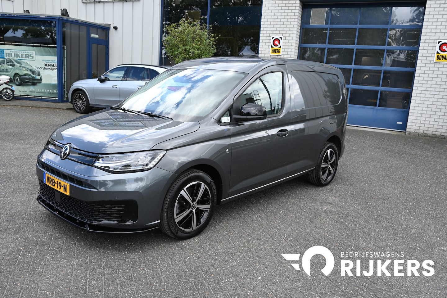 Volkswagen Caddy Cargo - 75 Edition Leder, Navigatie, Trekhaak, Etc. - AutoWereld.nl