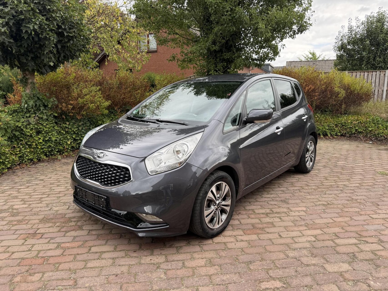 Kia Venga - 1.6 CVVT DynamicPLusLine Camera| Navi+BT| Stoel verwarming - AutoWereld.nl