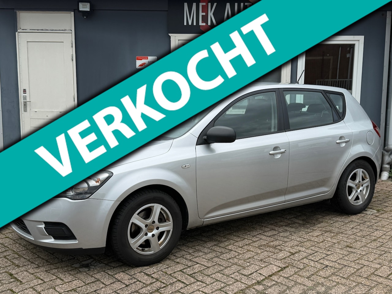Kia Cee'd - 1.4 CVVT X-tra|Airco|Parkeer sensor|Trekhaak|Nap| - AutoWereld.nl