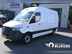 Mercedes-Benz Sprinter - 317 CDI L2H2 Pro HD MBUX Navigatie met camera en parkeerpakket, Winterpakket, Etc