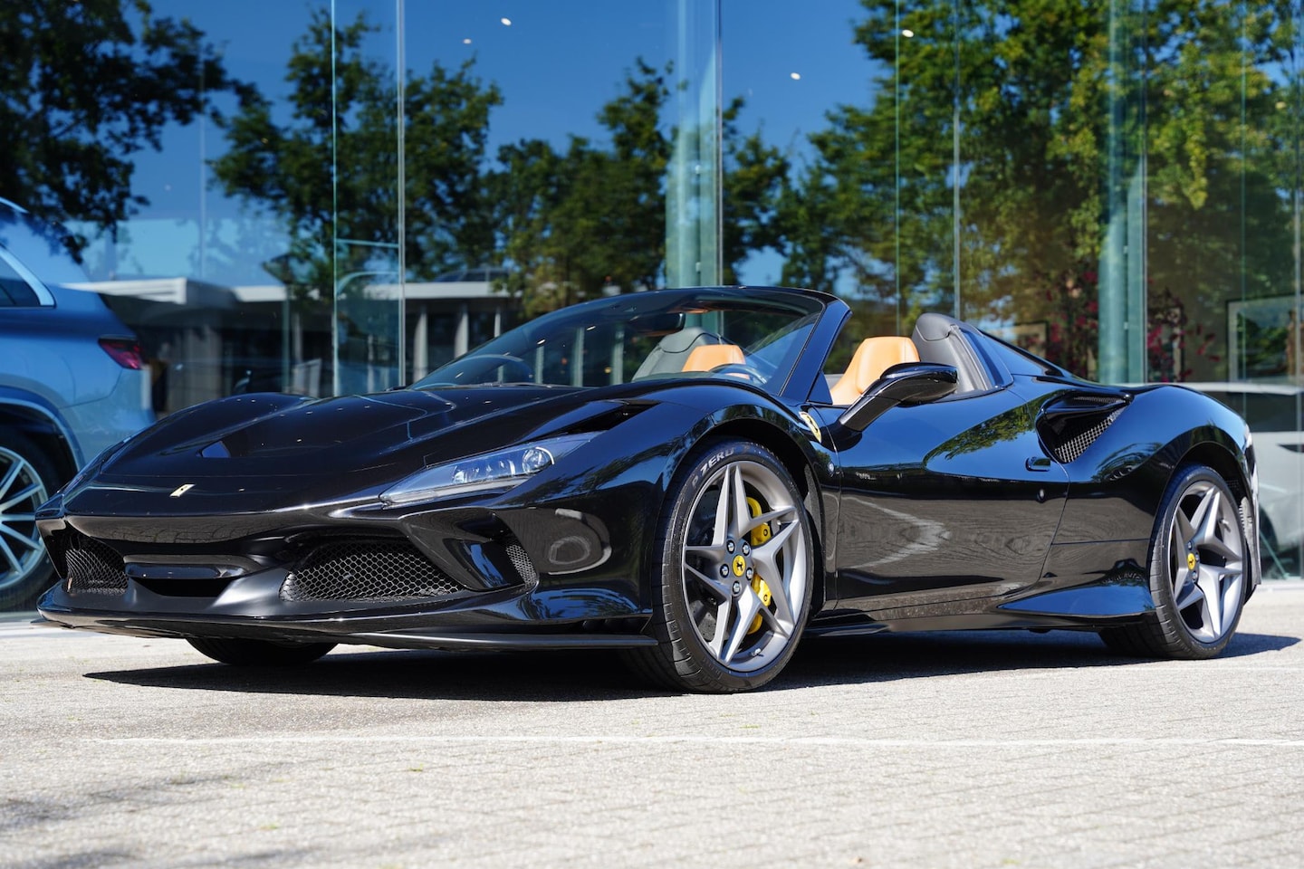 Ferrari F8 Spider - 3.9 V8 HELE / Lifting / Carbon / JBL - AutoWereld.nl