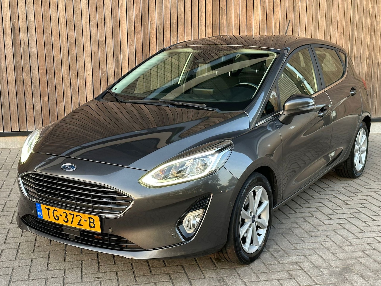 Ford Fiesta - 1.5 TDCi Titanium | NAVI | CLIMA | LED| - AutoWereld.nl