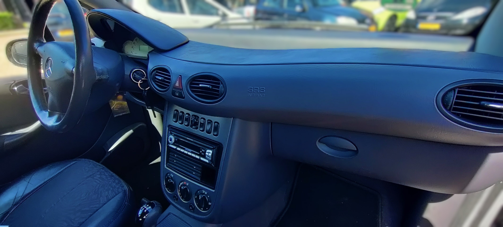 Mercedes-Benz A-klasse - 140 Avantgarde Nieuwe achterbanden, nieuwe APK.
