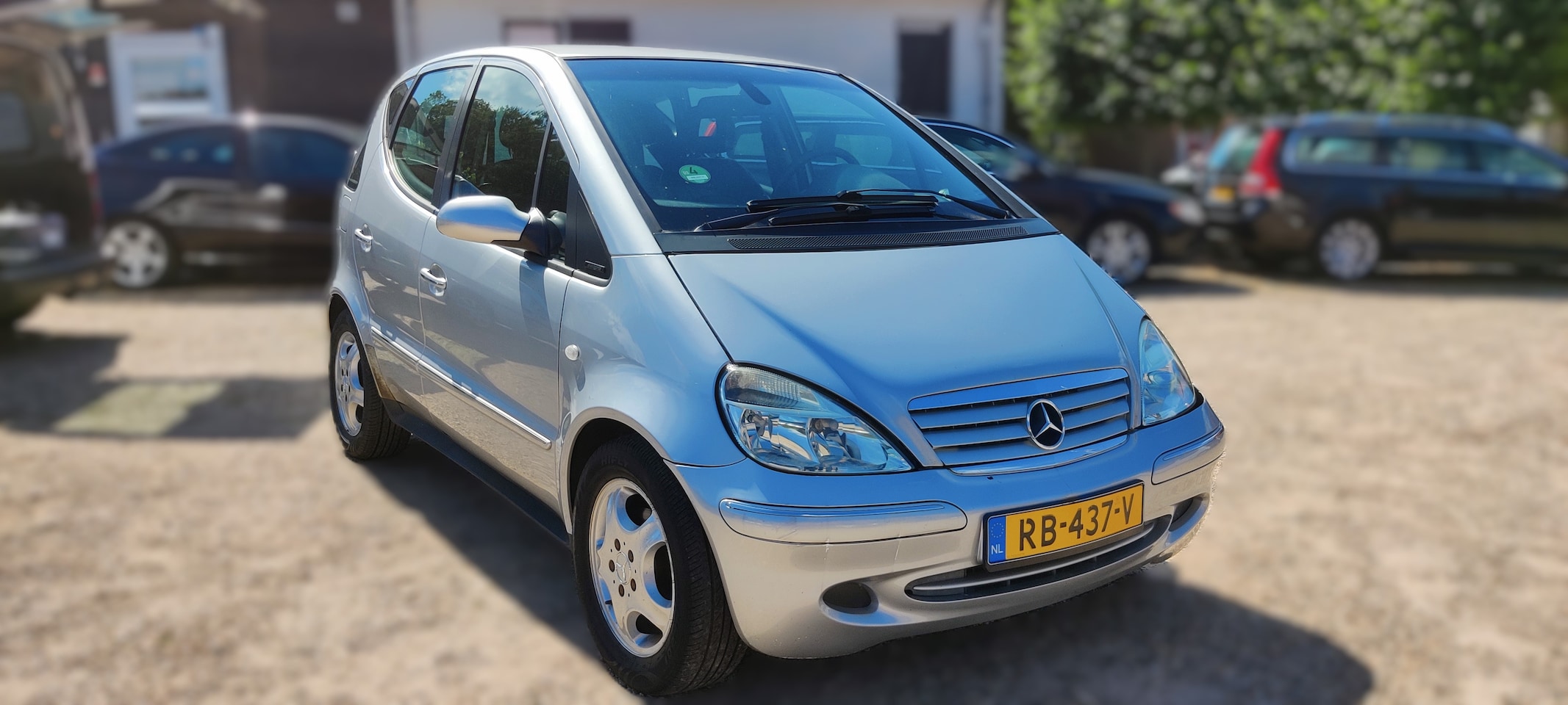 Mercedes-Benz A-klasse - 140 Avantgarde Nieuwe achterbanden, nieuwe APK.