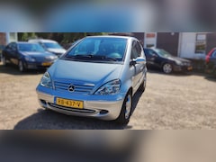 Mercedes-Benz A-klasse - 140 Avantgarde Nieuwe achterbanden, nieuwe APK.