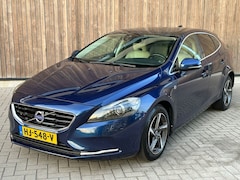 Volvo V40 - 2.0 D2 Ocean Race | XENON | LEDER | PANO |