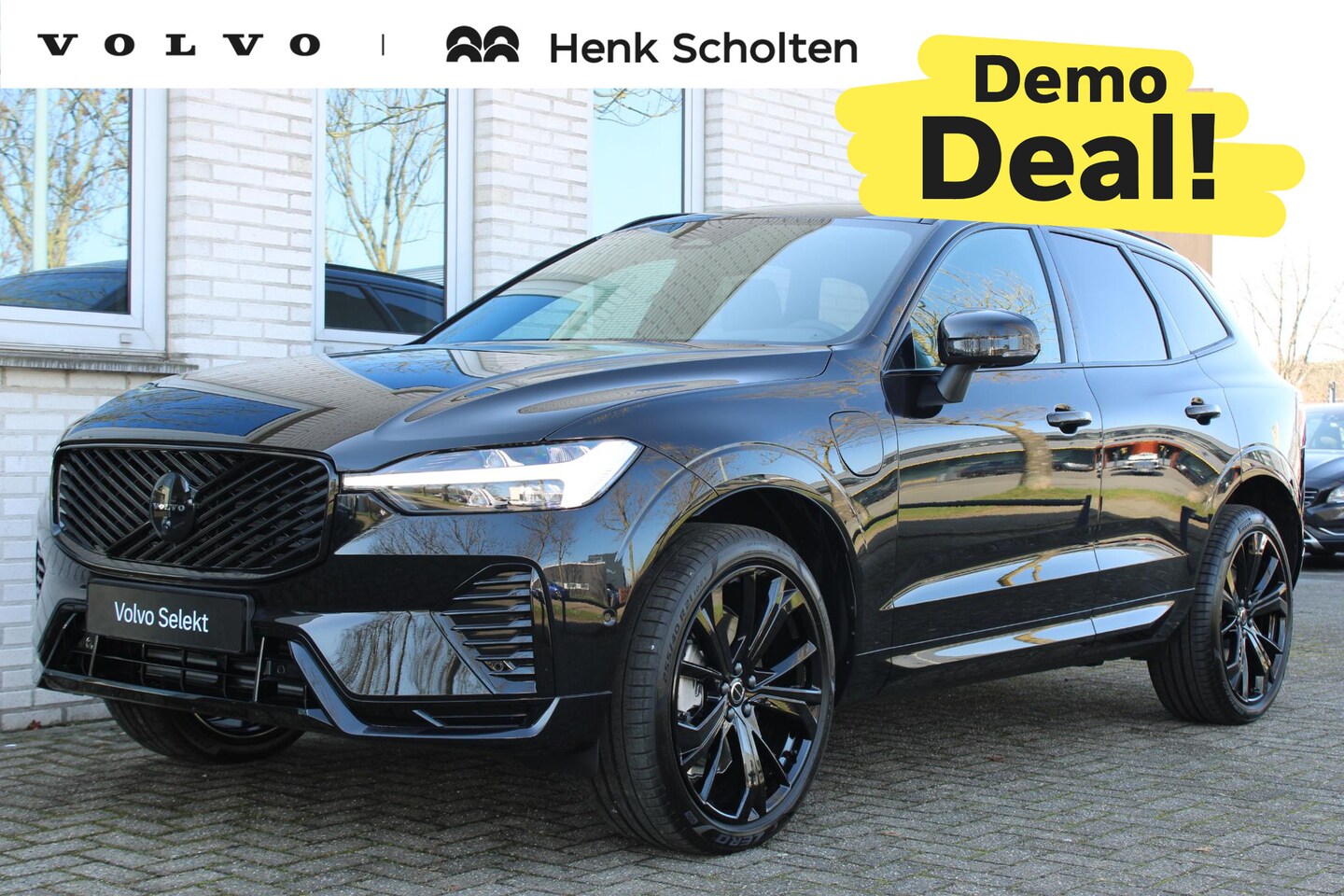 Volvo XC60 - T6 Plug-in hybrid AWD Plus Black Edition |DEMO DEAL| Panoramadak | Actieve luchtvering met - AutoWereld.nl