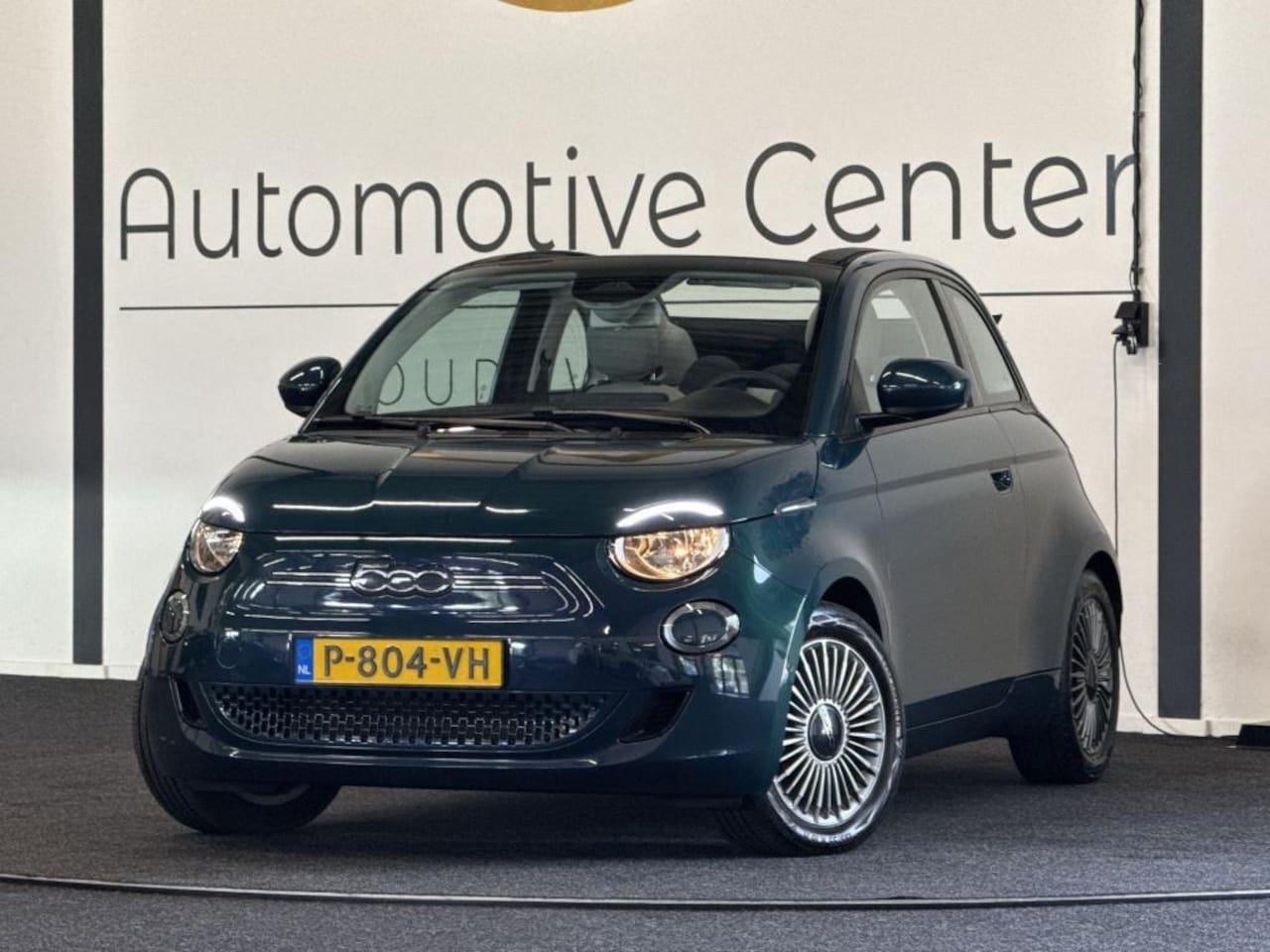 Fiat 500e - Icon 42 kWh | CRUISE | CAMERA | CARPLAY | CLIMATE - AutoWereld.nl