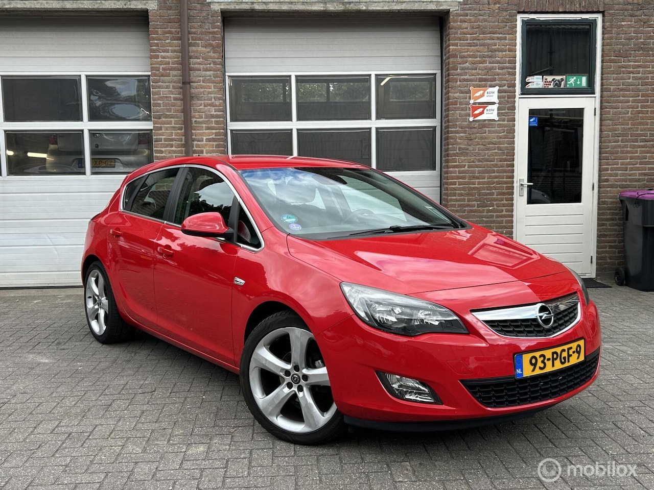 Opel Astra - 1.4 Turbo Sport | Clima | Cruise | Trekhaak | - AutoWereld.nl