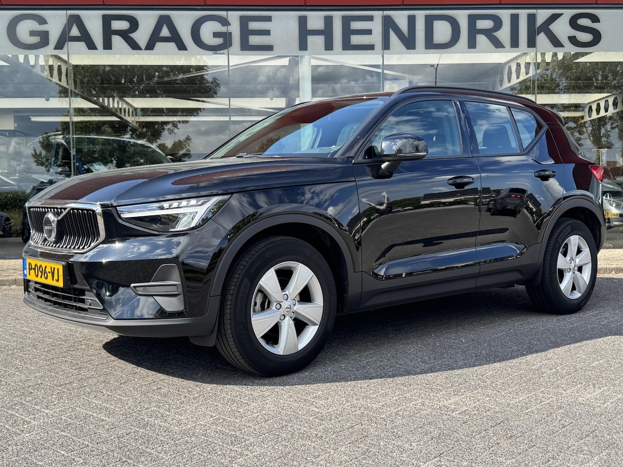 Volvo XC40 - 1.5 T2 Essential Automaat | Navigation Tech Pakket | Full Led | LM 17 Inch | - AutoWereld.nl