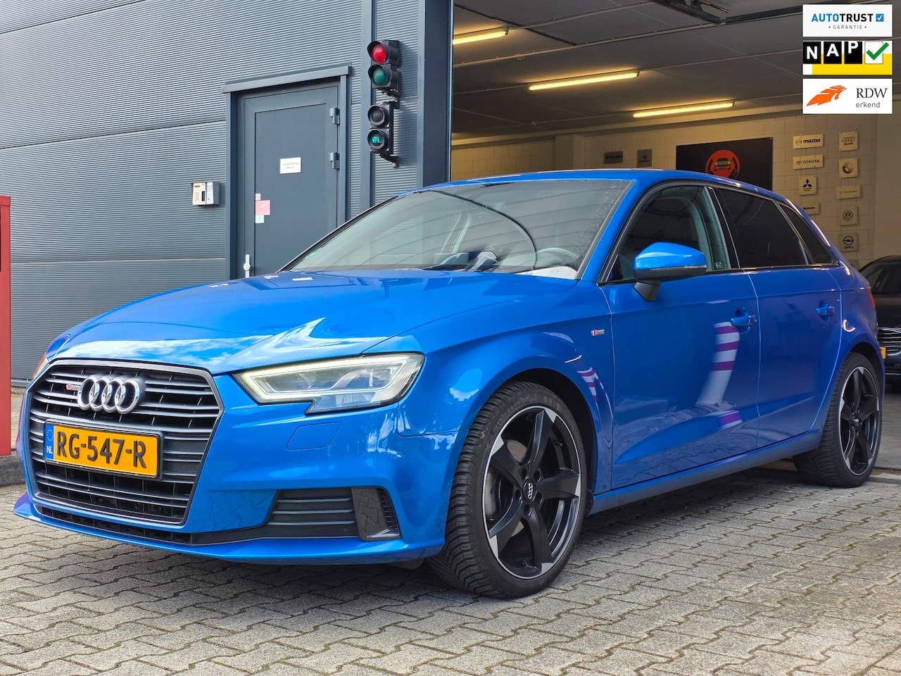 Audi A3 Sportback - 1.0 TFSI Sport Lease Edition / NAP !! / '18 ROTOR / BLUETOOTH / CRUISE / NAVI / CLIMATE / - AutoWereld.nl