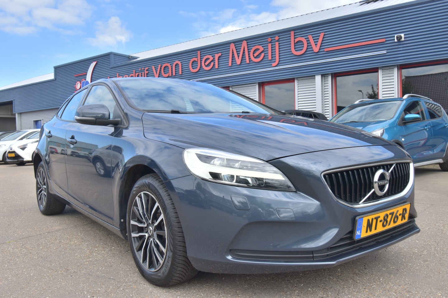 Volvo V40 - 1.5 T2 Nordic 1.5 T2 Nordic+ , CLIMATRONIC , V ST VERW , LED KOPL , NAVI , BL TOOTH , - AutoWereld.nl