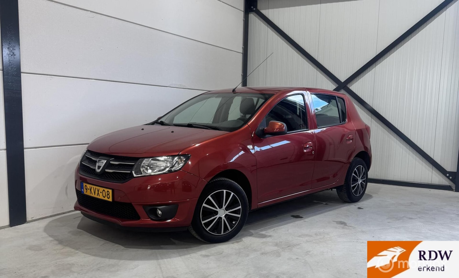 Dacia Sandero - 0.9 TCe Lauréate Airco Trekhaak - AutoWereld.nl