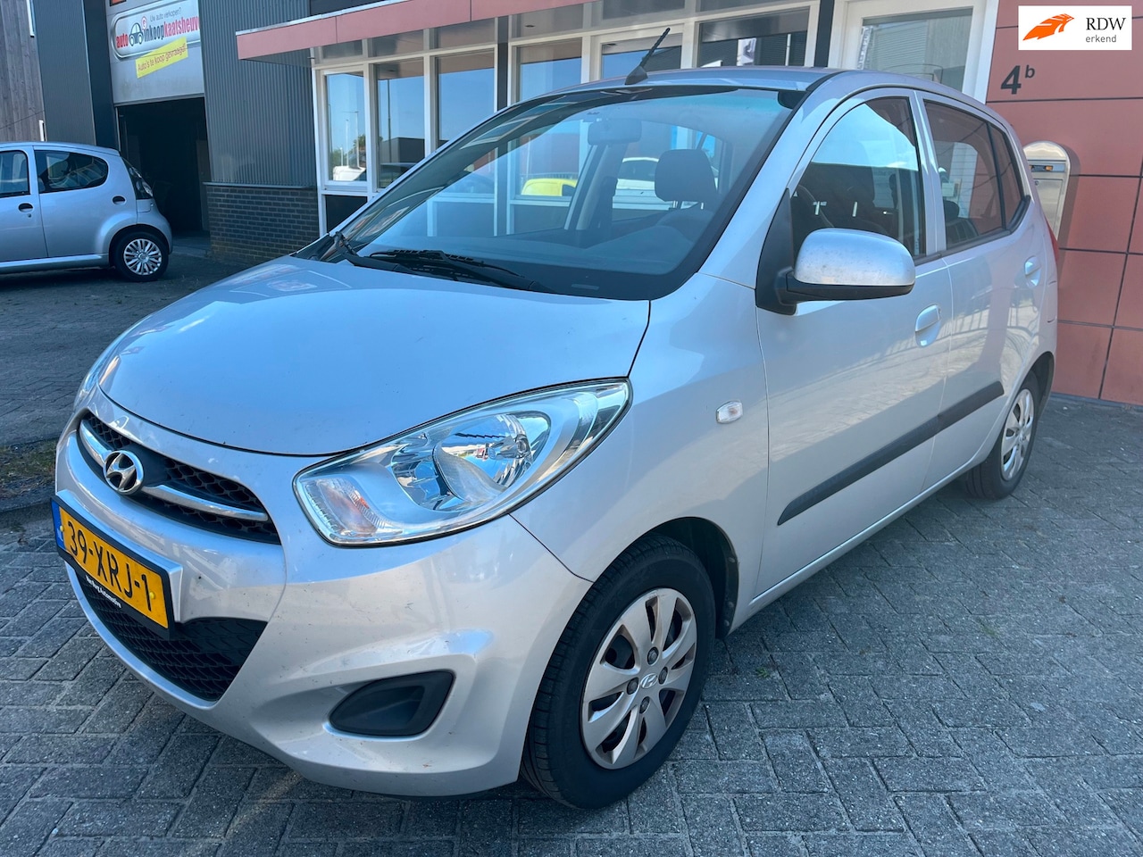 Hyundai i10 - 1.1 i-Drive Cool airco trekhaak - AutoWereld.nl