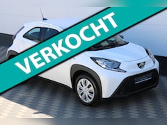 Toyota Aygo X - 1.0 VVT-i S-CVT Play Automaat Carplay Camera
