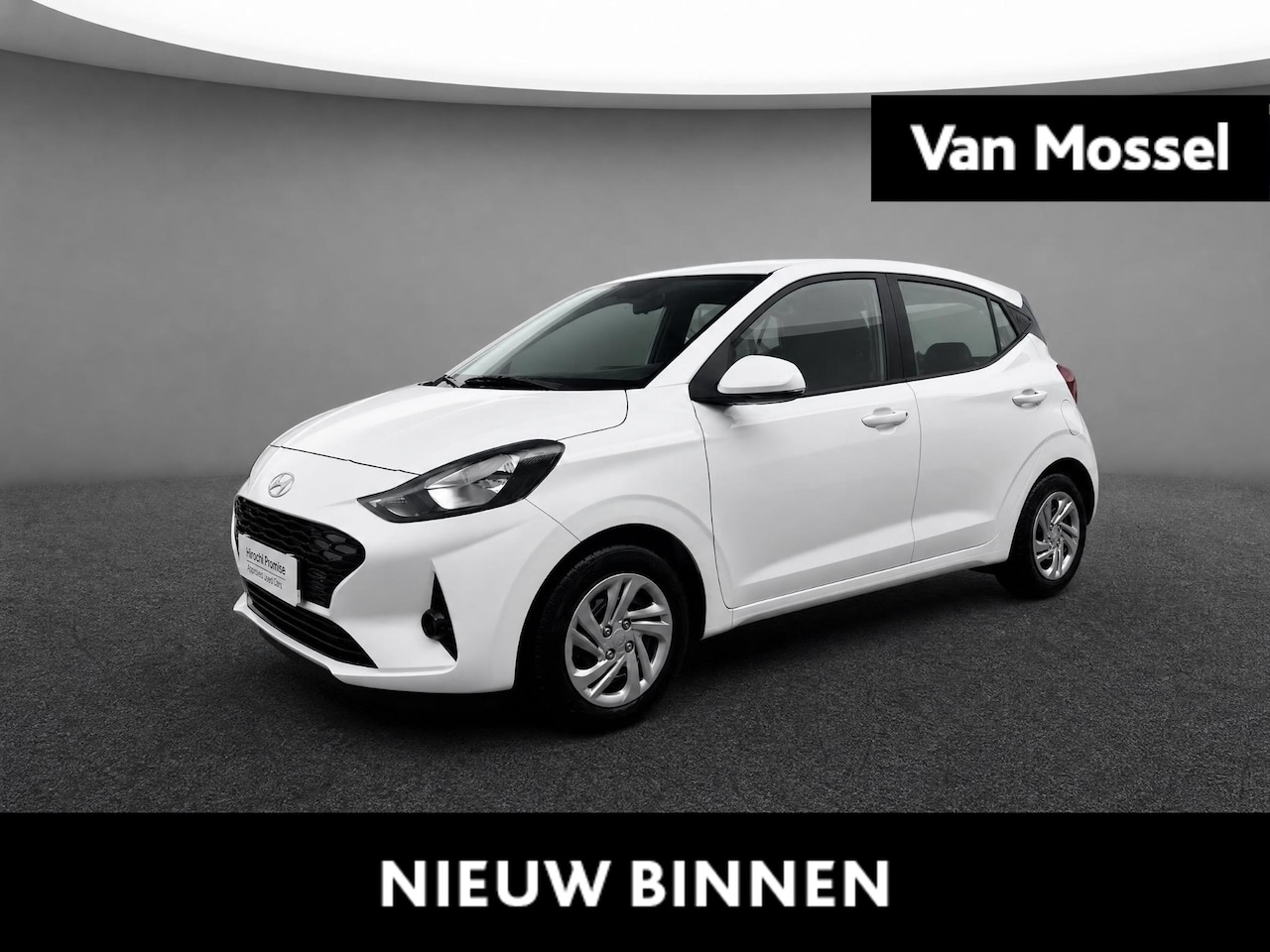 Hyundai i10 - 1.0 Comfort Smart | Unieke Kilometerstand | Trekhaak | Achteruitrijcamera | Navigatie | Cr - AutoWereld.nl
