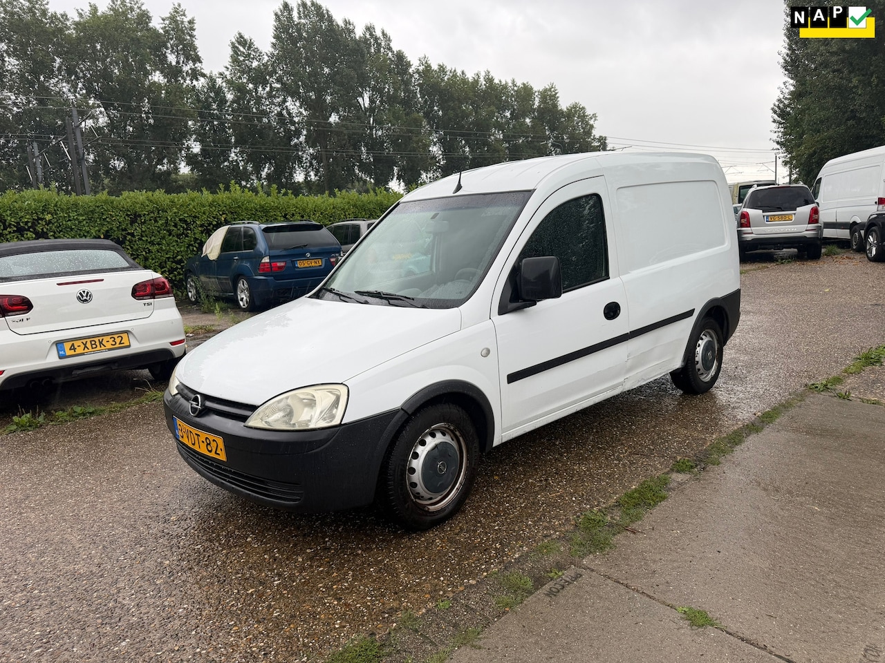 Opel Combo - 1.3 CDTi Motor loopt maar tikt denken de kop - AutoWereld.nl