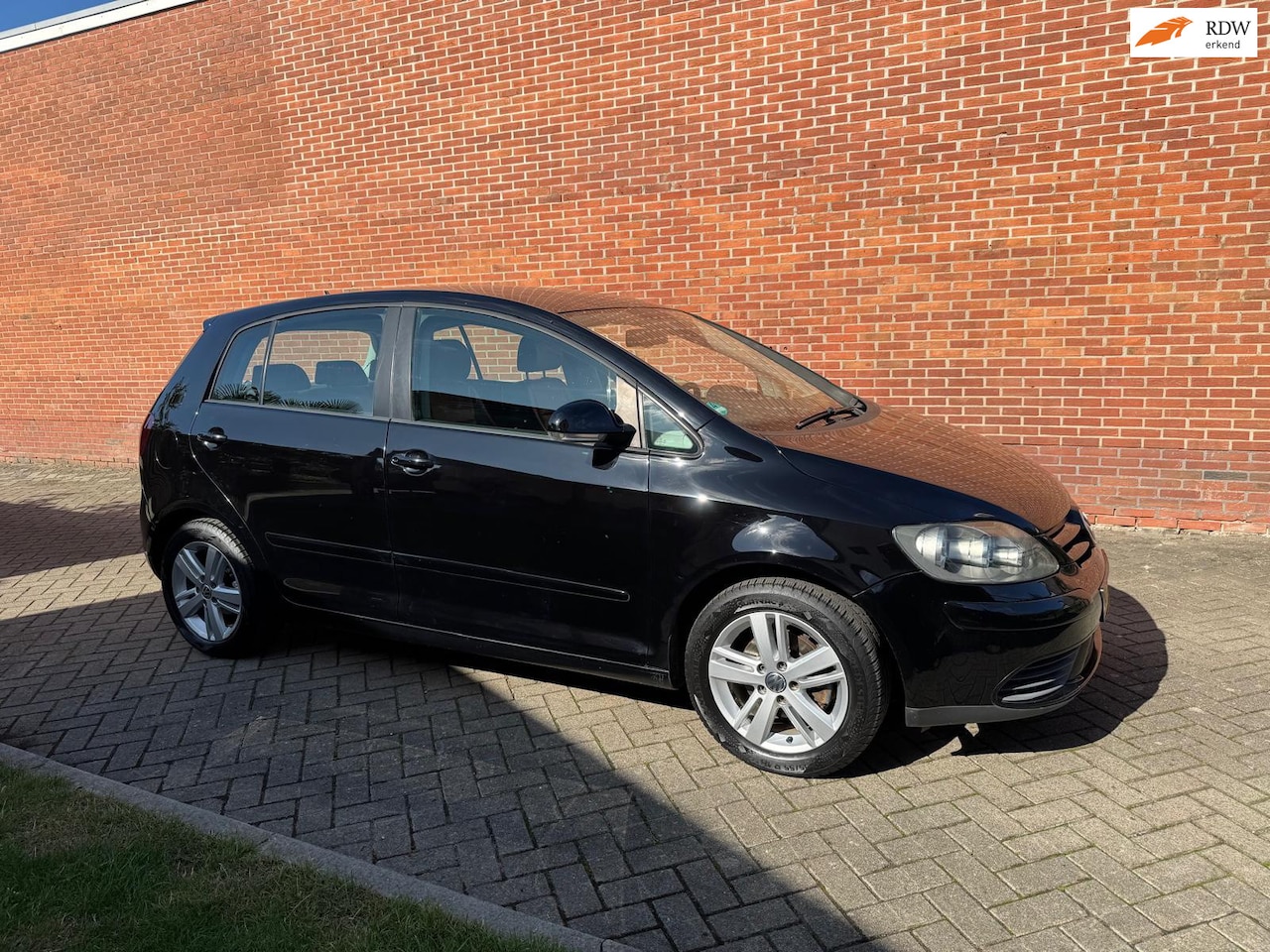 Volkswagen Golf Plus - 1.6 Turijn Leder Navi Clima - AutoWereld.nl