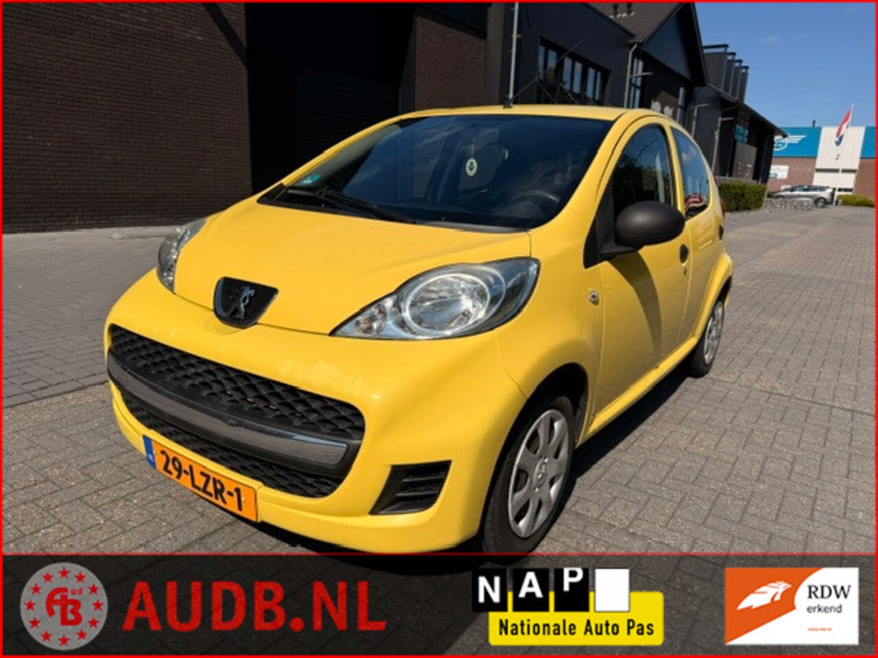 Peugeot 107 - 1.0-12V XR| 5 DEURS|NIEUWE APK TOT 30-8-2027| - AutoWereld.nl