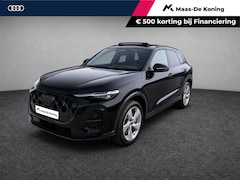 Audi Q5 - 2.0TFSIe-hybrid 220kW/299PK quattro S Line · Panoramadak · Trekhaak · 360°Camera + Parkeer