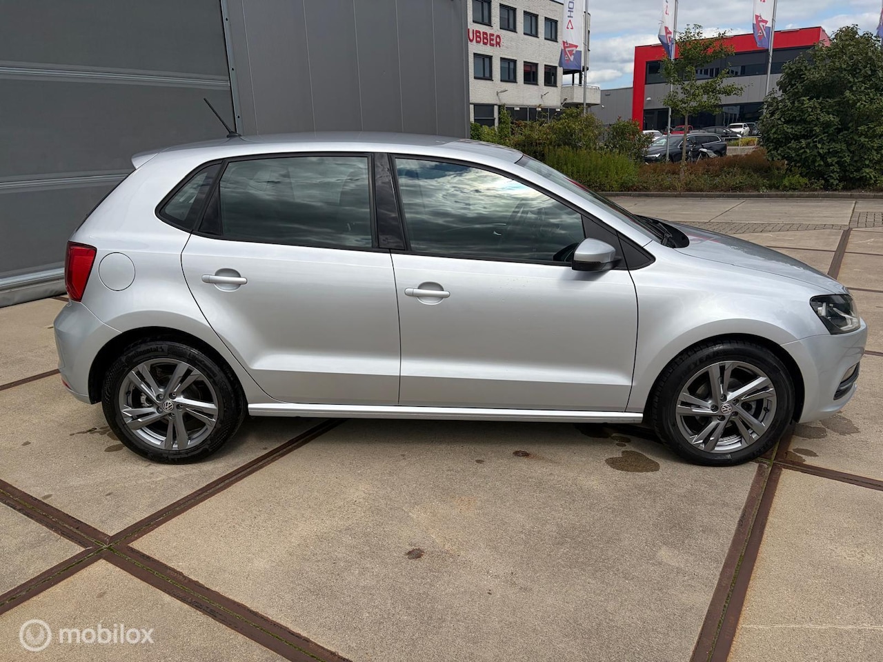 Volkswagen Polo - 1.2 TSI Edition R 1.2 TSI Edition R - AutoWereld.nl