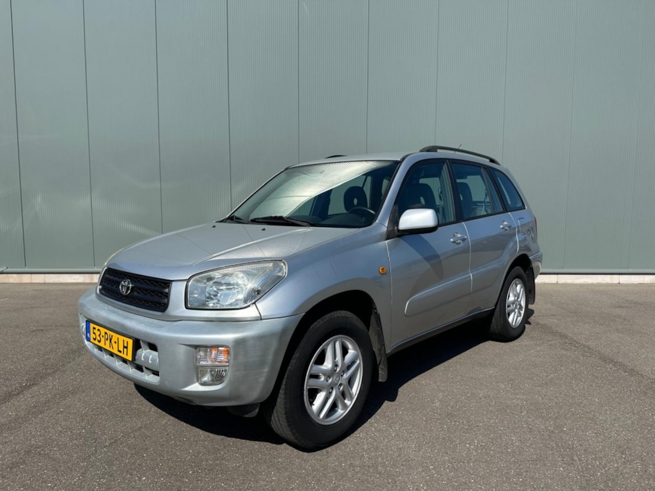 Toyota RAV4 - 1.8-16V VVT-i Luna AIRCO ! - AutoWereld.nl