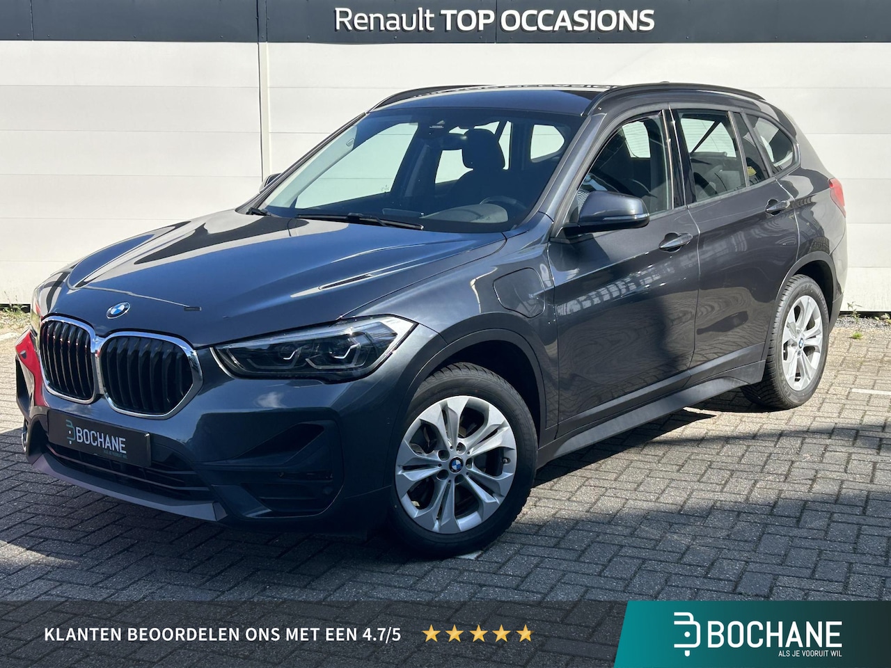 BMW X1 - xDrive25e | Navigatie | Parkeersensoren Voor & Achter | Elektrische Achterklep | Climate C - AutoWereld.nl