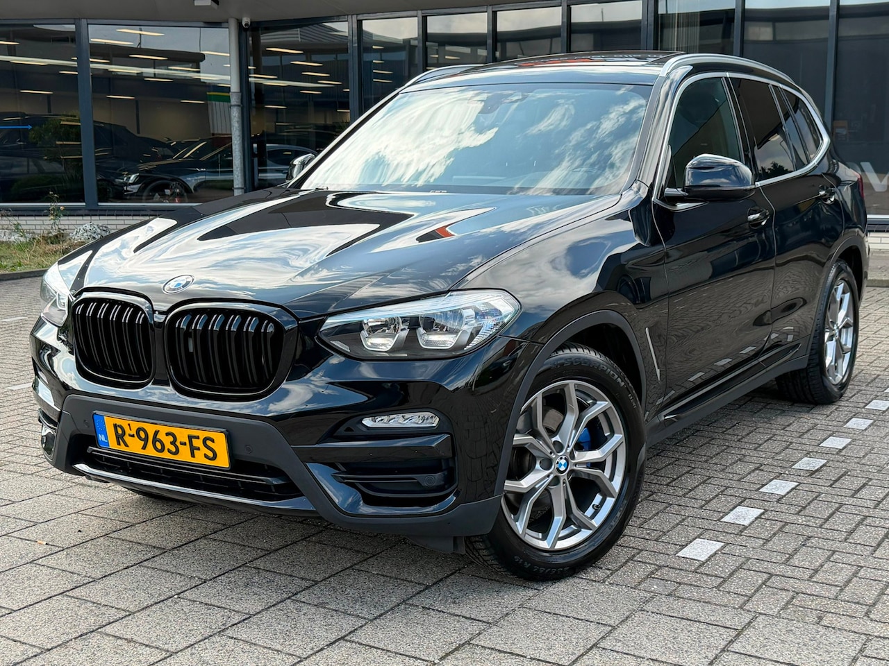 BMW X3 - XDrive30i High Executive 185kW l PANO - AutoWereld.nl