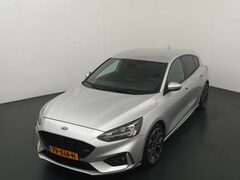 Ford Focus - 125pk EcoBoost ST Line Business | Winterpack | Trekhaak | Adapt. cruise | B&O | 100% deale